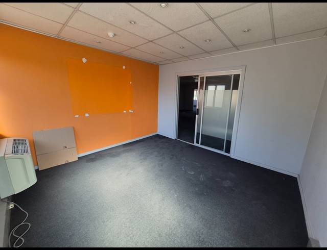 251M² OFFICE TO LET IN RIVONIA